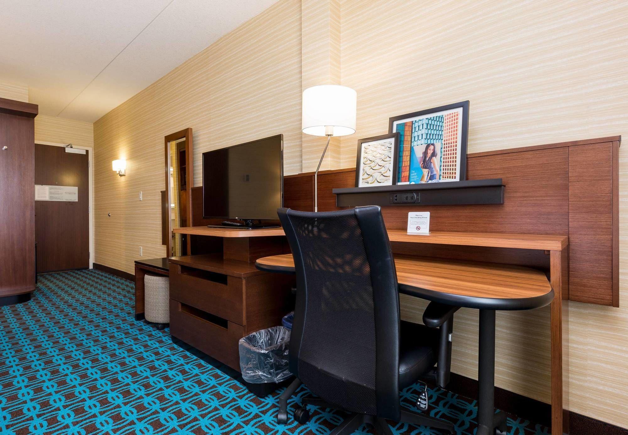 Fairfield Inn & Suites By Marriott Edmonton North Zewnętrze zdjęcie