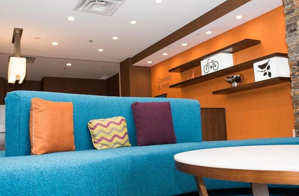 Fairfield Inn & Suites By Marriott Edmonton North Zewnętrze zdjęcie